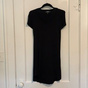 Black tshirt dress from lulus xs